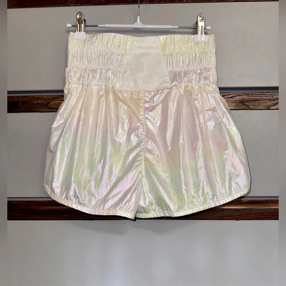 RARE Free People Movement Way Home Shine White Shorts Size Small 🪷 Like New - Picture 8 of 10